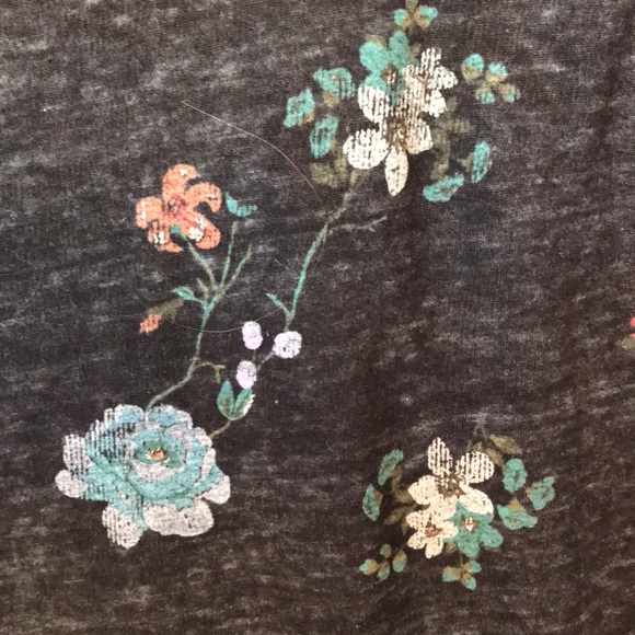 Maurices Floral Top - Picture 7 of 8